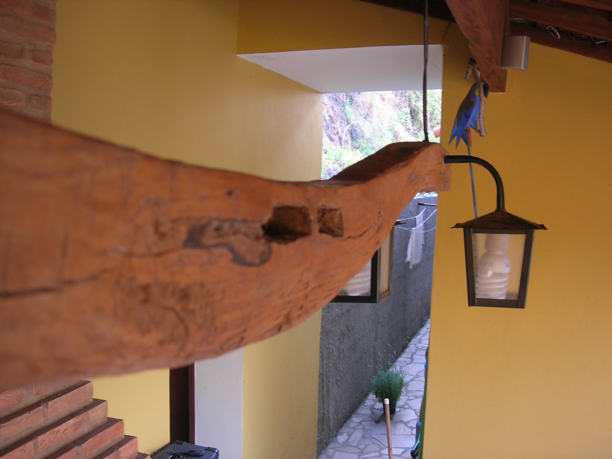 Upcycling - Luminária de canga de boi