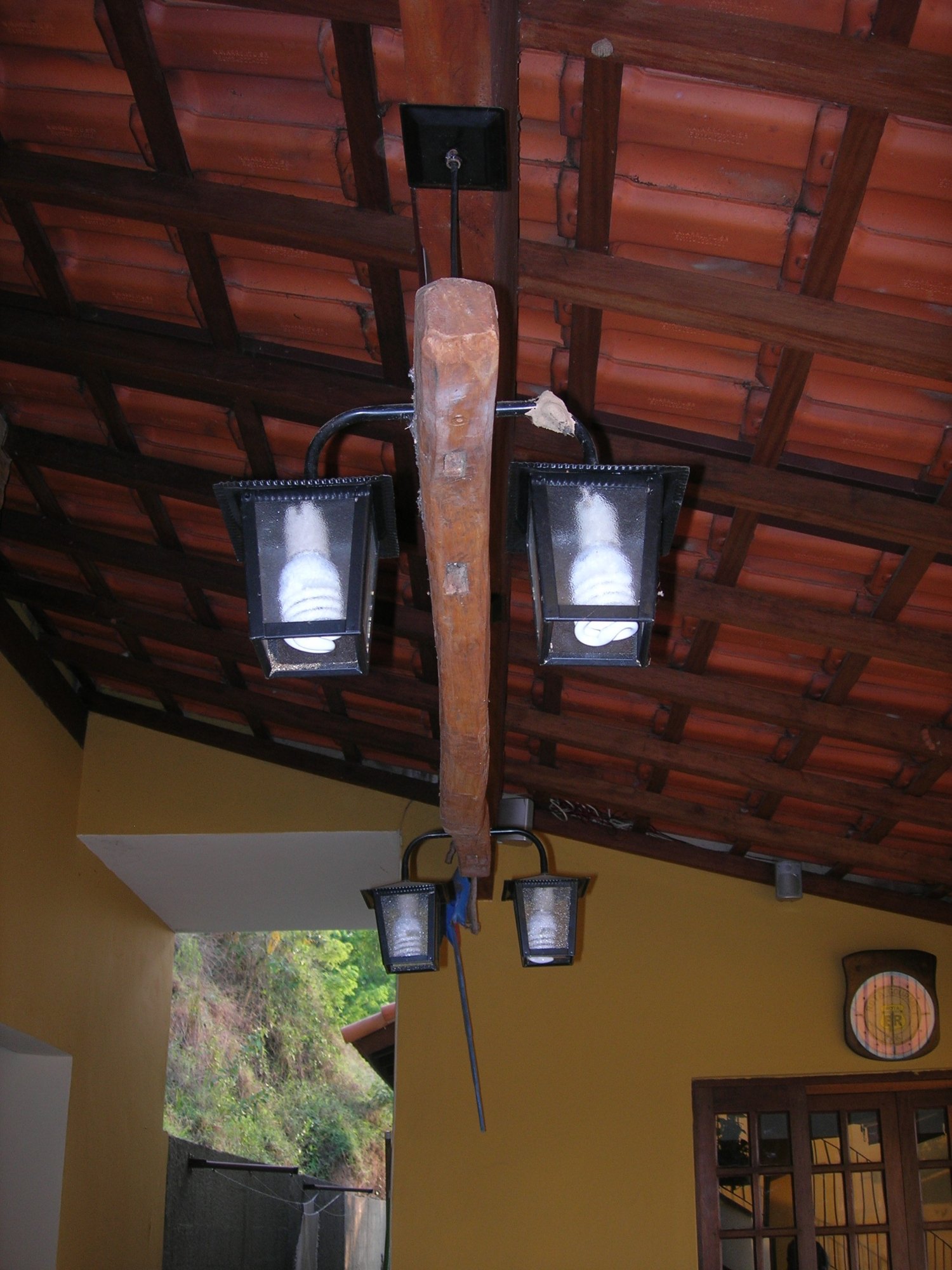 Upcycling - Luminária de canga de boi
